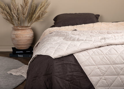 Venture Home Nilla Överkast 150 x 250 Beige